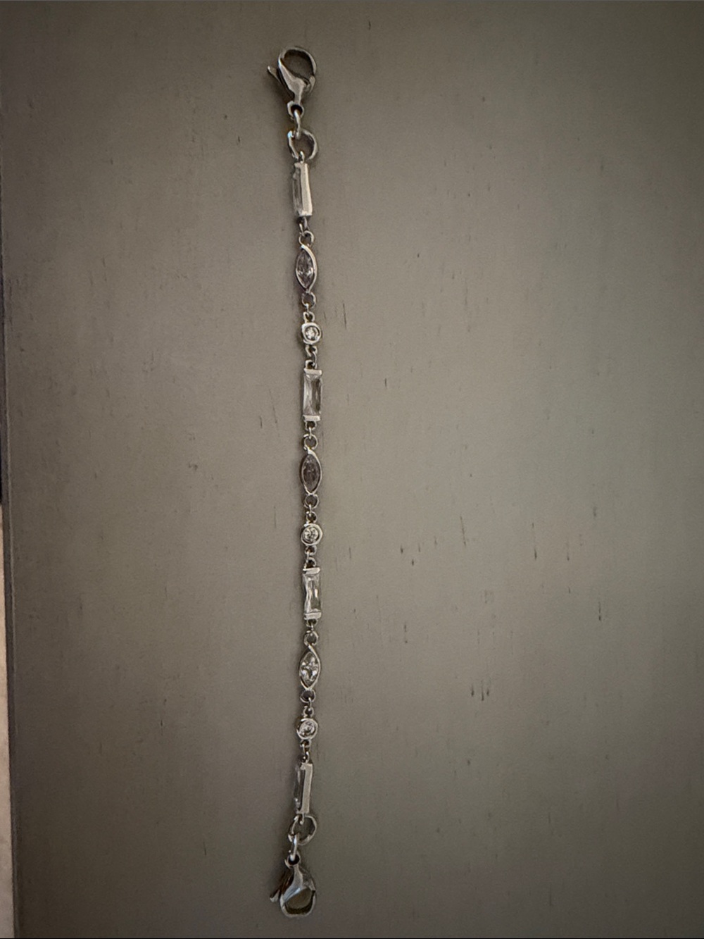 Silver Crystal Link Bracelet - Elegant Women's Tennis Style